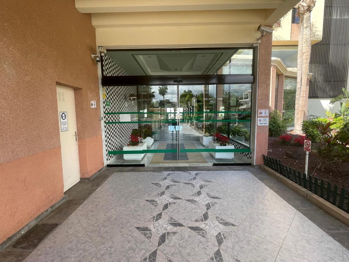 Modern 2-Bedroom Apartment With Stunning View Costa Adeje  Kültér fotó