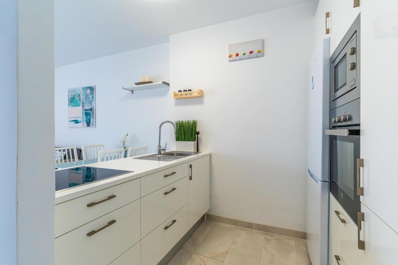 Modern 2-Bedroom Apartment With Stunning View Costa Adeje  Kültér fotó